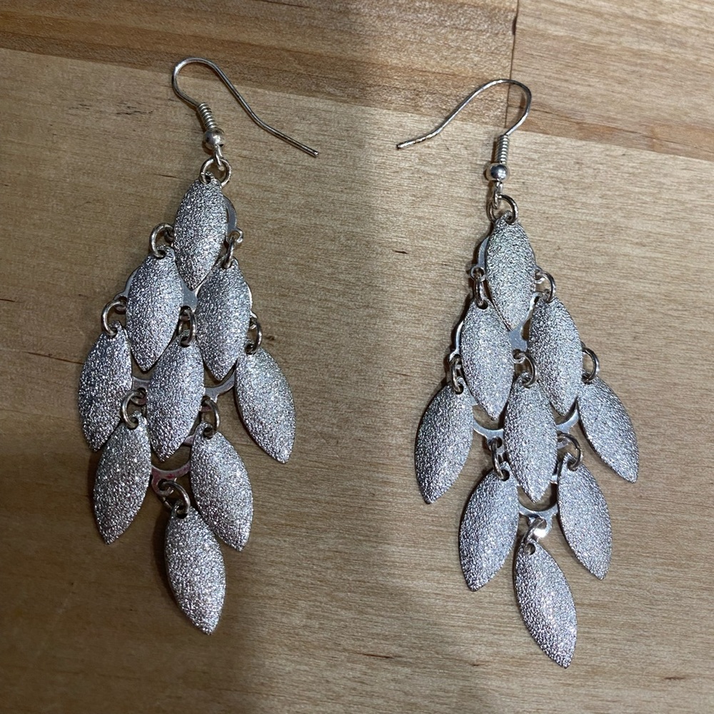 Silver sparkly earrings no backs